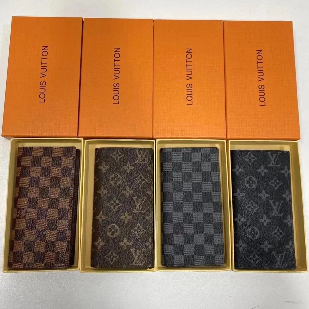 LV Classic Monogram Bifold Wallet-01  