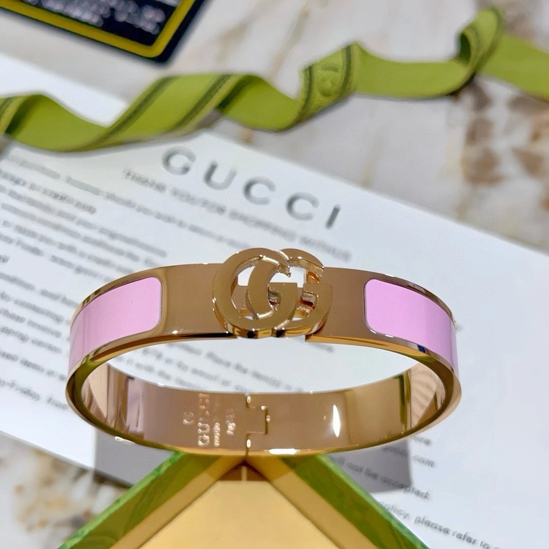 Gucci bracelets are handmade  